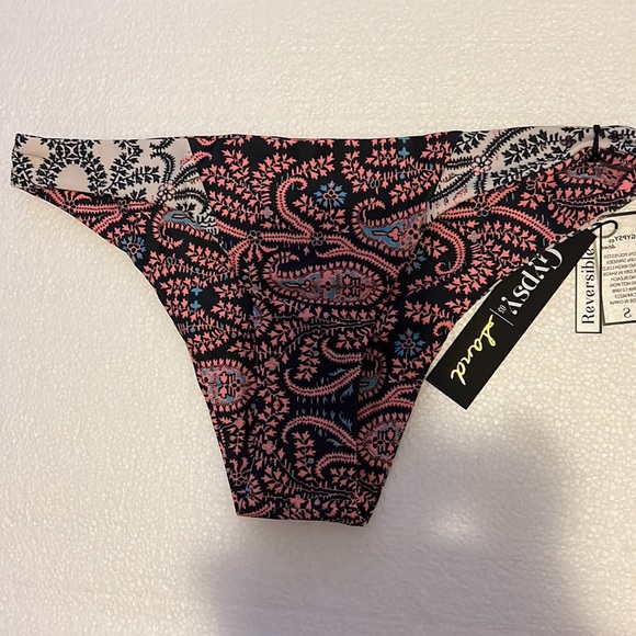 $35 - Anthropology Gypsy 05 Sand Reversible swim bottom MIX & MATCH - Picture 1 of 5